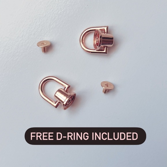 💎 CHANEL Makeup Pouch - Picture 5 of 11